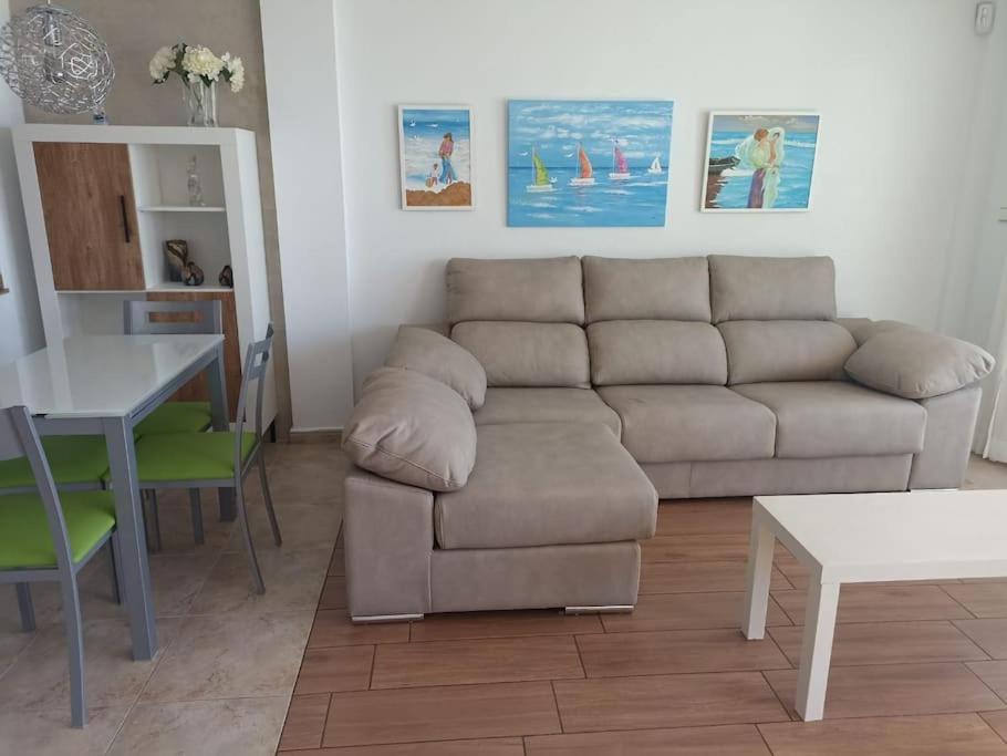 Appartement En Primera Linea Del Mar Arenales del Sol