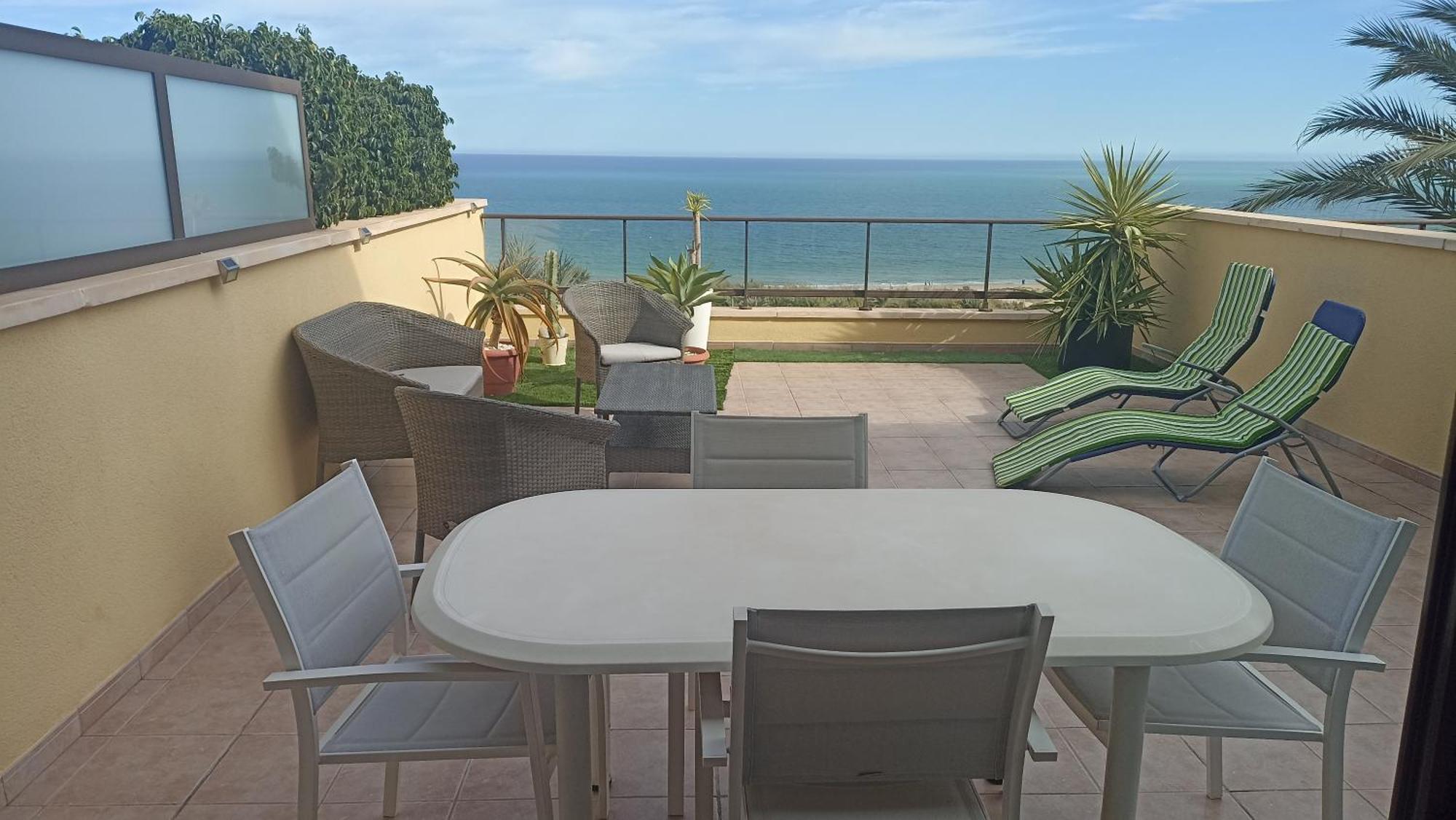 En Primera Linea Del Mar Apartment *